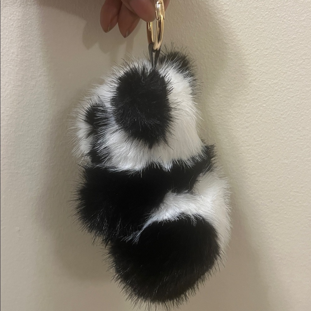 Cute Panda Keychain - Picture 9 of 12